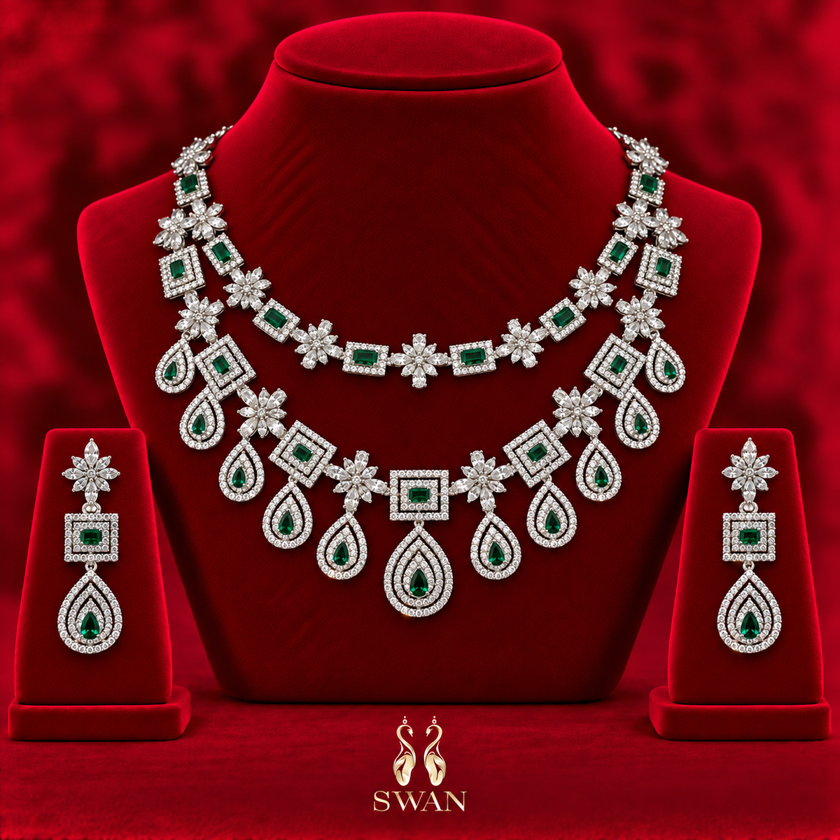 Elowen Emerald Necklace Set